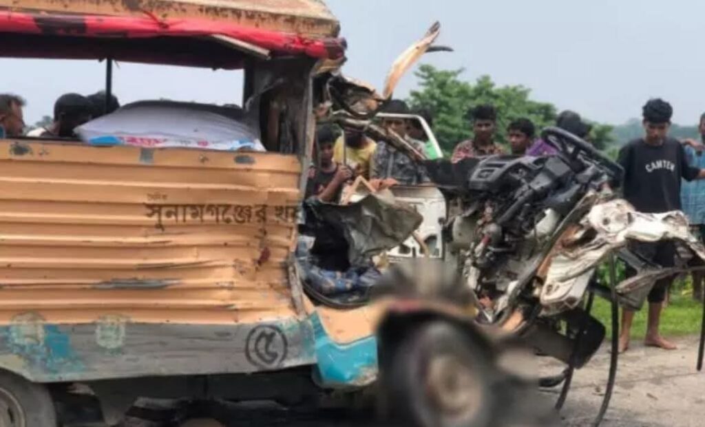 সিলেট -সুনামগঞ্জ সড়কের আহসানমারা সেতু সংলগ্ন এলাকায় বাস ও লেগুনার মু’খোমু’খি সং’ঘ’র্ষে নিহ’ত -২