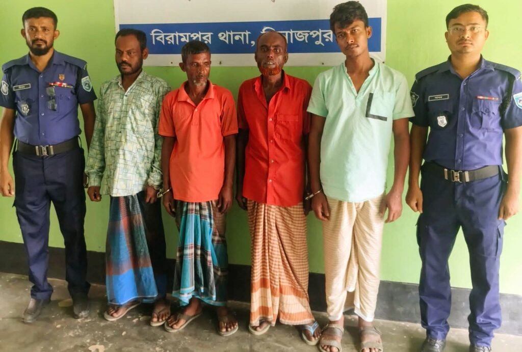 বিরামপুরে পৃথক অভিযানে ইয়াবা ও ট্যাপেন্টাডলসহ ৪ মাদক ব্যবসায়ী গ্রেফতার