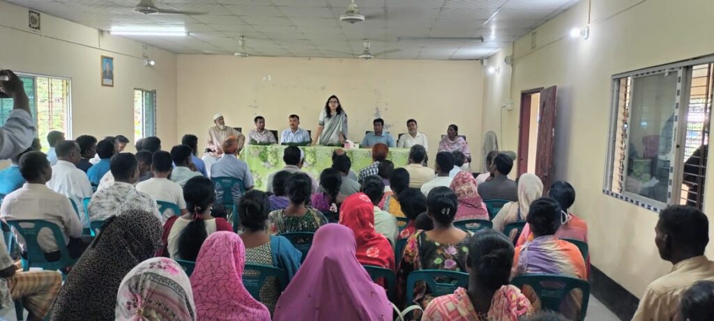 বিরামপুরে স্মার্ট কার্ডের মাধ্যমে কৃষিতে নতুন দিগন্ত: ৩নং খানপুর ইউনিয়নে তথ্য সংগ্রহ কার্যক্রমের শুভ সূচনা