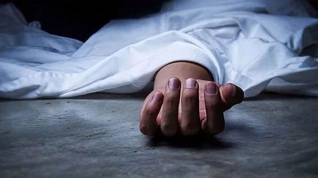 রাণীশংকৈলে সড়ক দুর্ঘটনায় অজ্ঞাত নারীর মরদেহ উদ্ধার
