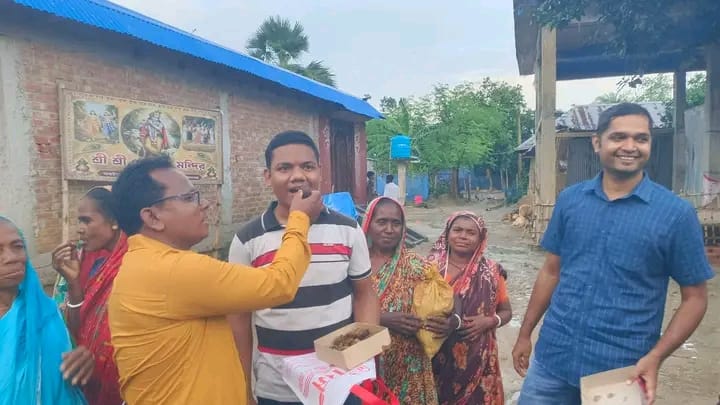 এনজিওর কিস্তি আর দিনমজুর বাবার সংগ্রাম পেরিয়ে জজ হলেন গোমস্তাপুরের কাজল পাঁড়ে