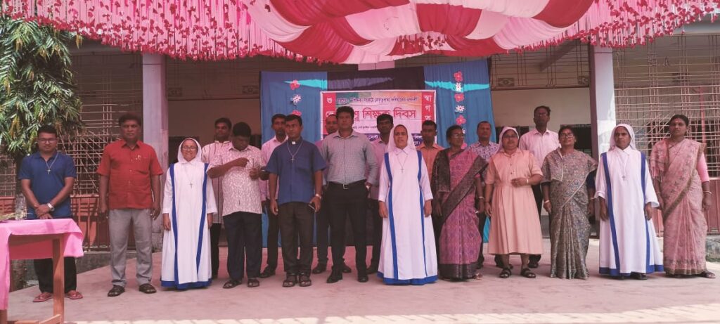 ‎ধানজুড়ি সেন্ট ফ্রান্সিস মাধ্যমিক বিদ্যালয়ের ‎উদ্যোগে বিশ্ব শিক্ষক দিবস উদযাপিত